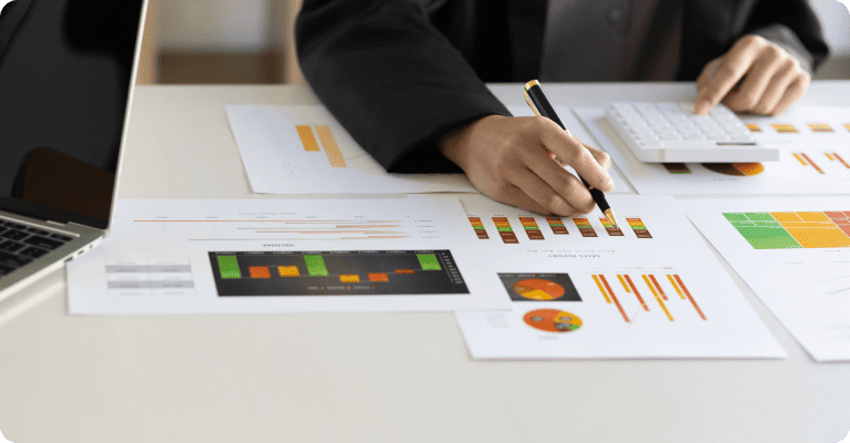 AI and machine learning solutions for business innovation